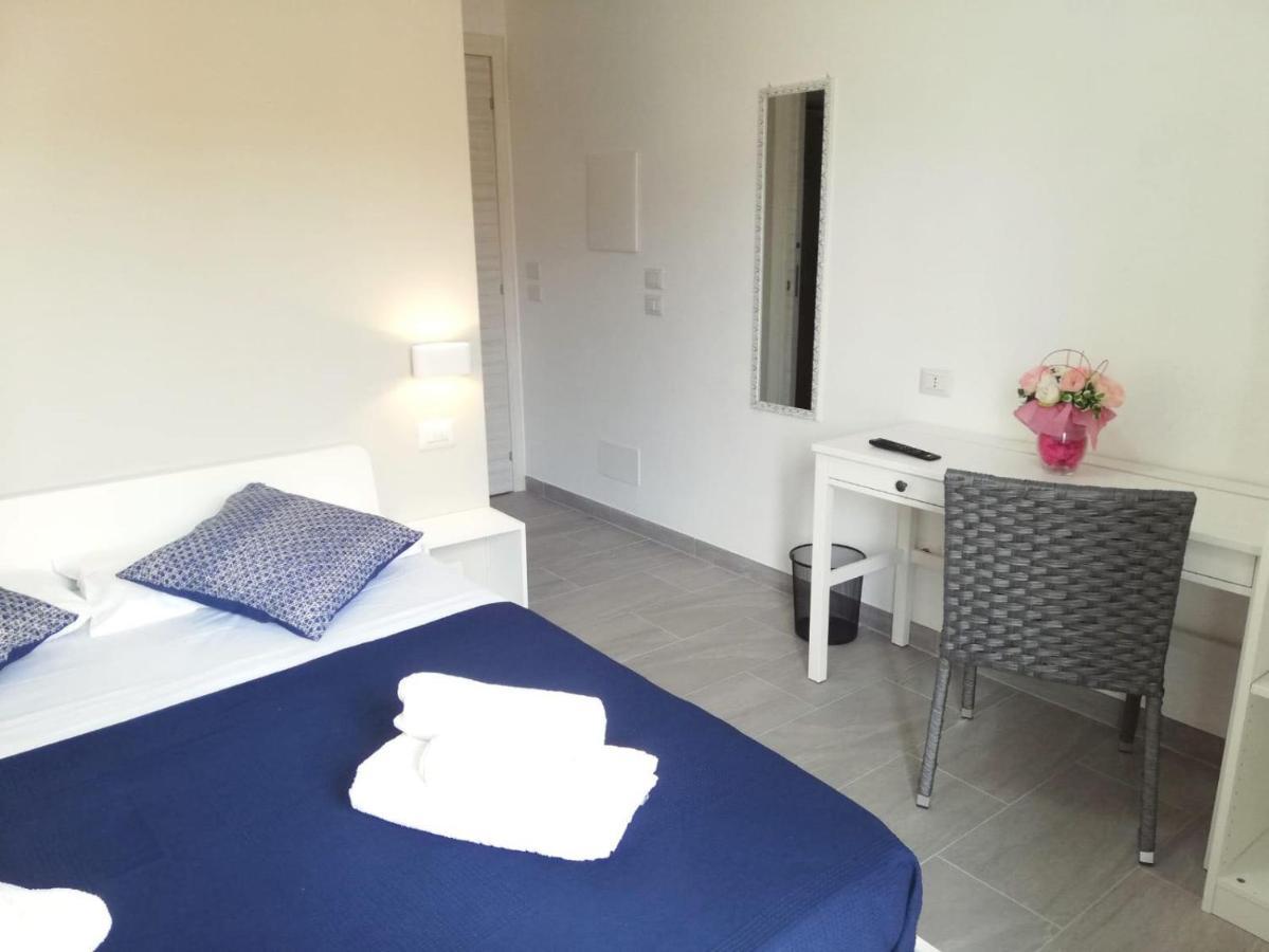 Cosmo Rooms A Pochi Passi Da Tropea 산타도메니카 외부 사진