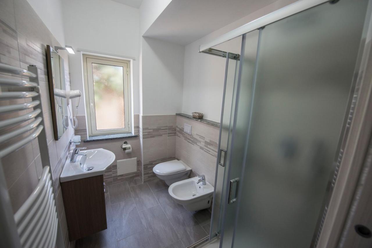 Cosmo Rooms A Pochi Passi Da Tropea 산타도메니카 외부 사진