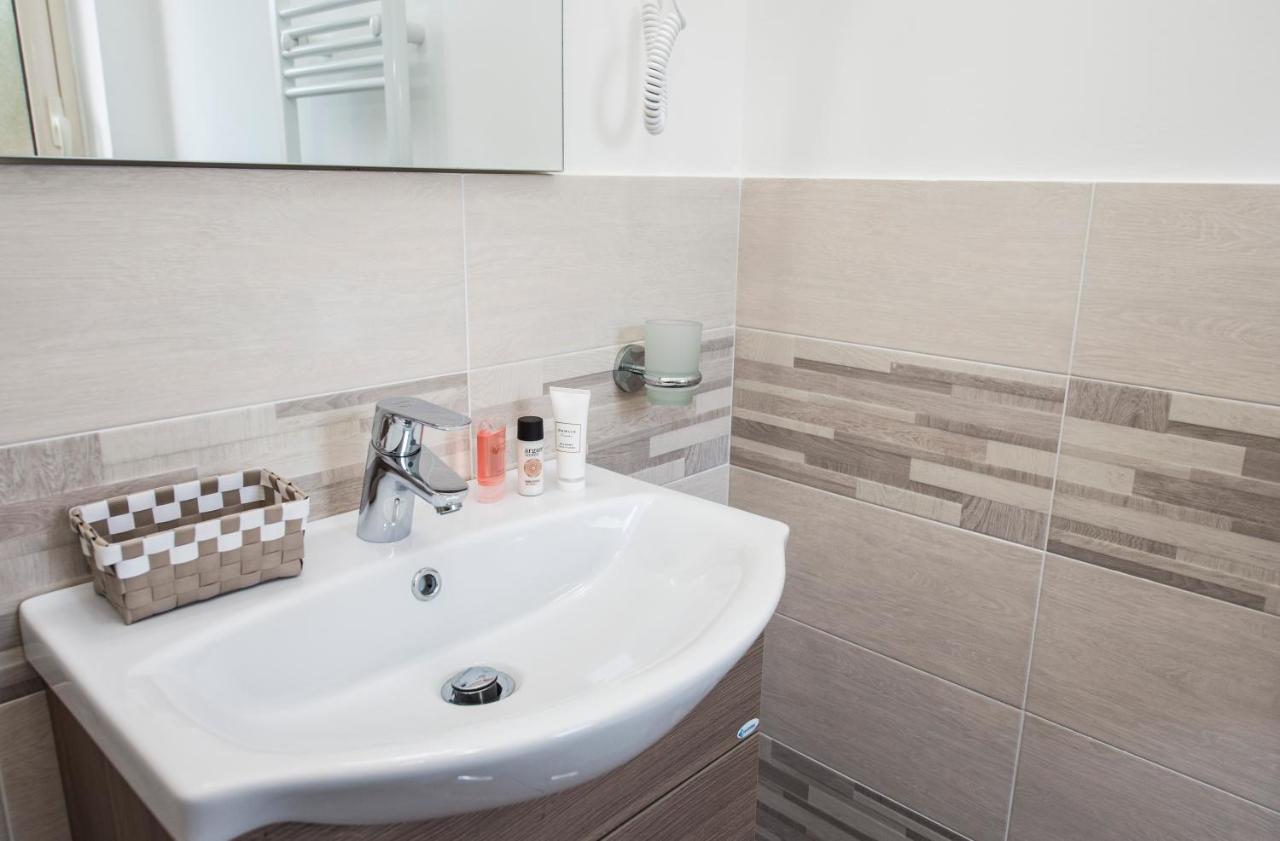 Cosmo Rooms A Pochi Passi Da Tropea 산타도메니카 외부 사진